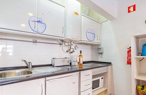Montechoro Apartment | Cozy apartment with pool in Albufeira