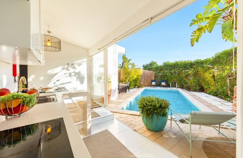 Areias de Sao Joao Villa | Cozy villa with BBQ and pool in Albufeira