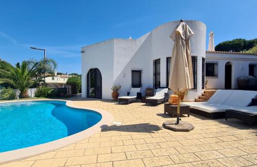 Vale do Garrao Villa | Dunas Douradas Beach Villa