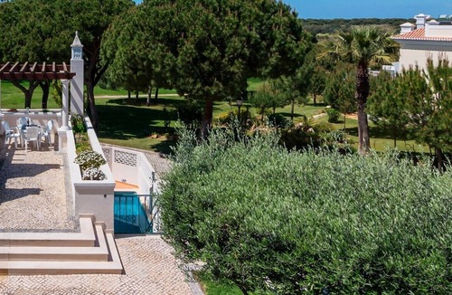 Vale do Lobo Villa | Duplex style 2 villa set up in Vale do Lobo