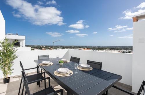 Moncarapacho e Fuseta Apartment | Duplex Vista Horizonte Mar com Jacuzzi e Barbecue