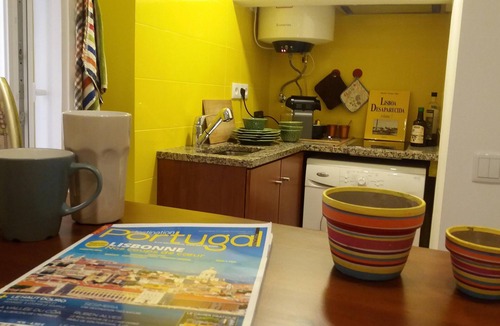 Sacramento Apartment | ENCANTO DO DUQUE - Lisbon Super Central - CHIADO - Cozy and Peaceful.