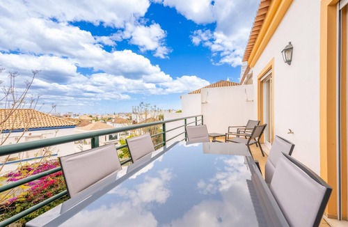 Tavira Villa | Exclusive Villa - Home Cinema - Game Room - BBQ - AC - Wi-Fi