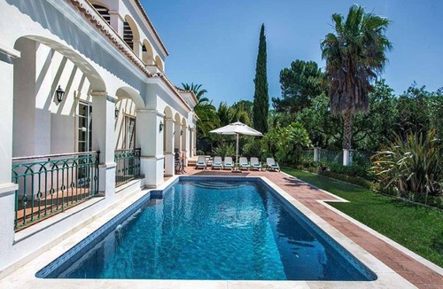 Figueiral Villa | Exquisite Quinta da Lago Villa | Villa Majestic Heights | 4 Bedrooms