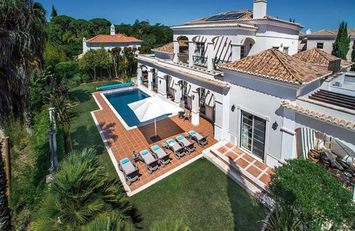 Figueiral Villa | Exquisite Quinta da Lago Villa | Villa Majestic Heights | 4 Bedrooms