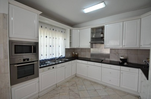 Montechoro Villa | Fabulous Villa with Private Swimming Pool, 10 minute walk to the beach.
