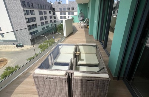 Faro Apartment | Faro - Panoramic Pool - Private Jacuzzi, 115 m² terrace, infinity pool