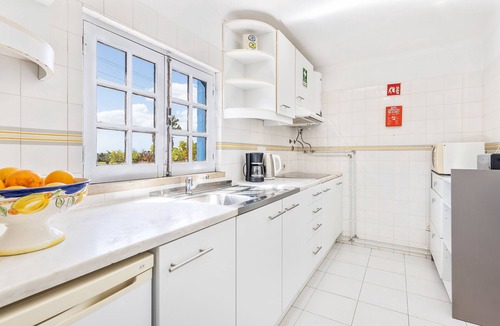Vale de Parra Apartment | Flat Estrelicia OCV - Pool & Private Parking