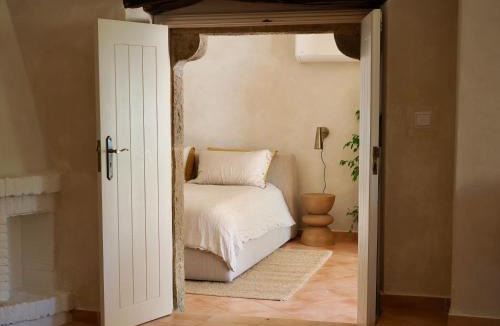 Murta Apartment | FORA HOUSES family friendly, design-led countryside houses, pool & outdoor kitchen, 25 min Faro & beaches