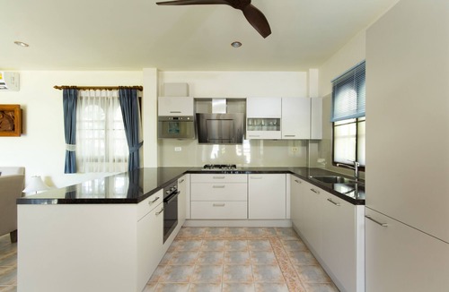 Moo 5 Villa | four bed room deluxe villa in beach resort idyllic samui
