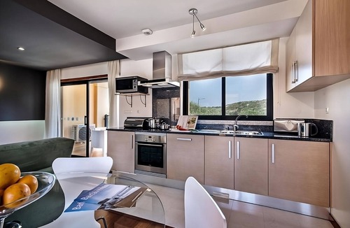Praia da Luz Hotel | Fully-furnished 1BR Apartment with Pool View, Swimming Pool, Close to Luz Beach!