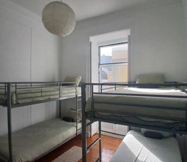 Santa Isabel House | Garden Campo de Ourique Guest House - Hostel - By Grupo Lisboa Alojamentos