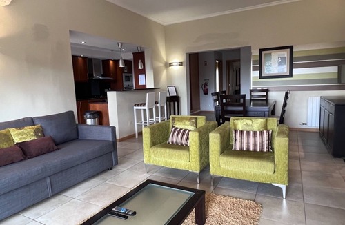 Estombar House | Great Apartment near golf and beaches, AC, wifi