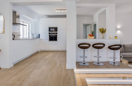 Escanxinhas Villa | Greice Homes - Villa Carob Tree