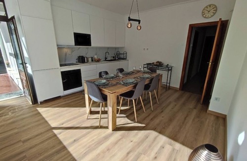 Arruda dos Pisoes House | Guest House Alojamento Santa Catarina Suite 4