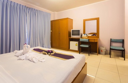 Nanai Road House | Guesthouse Belvedere - Lovely Room for 2 People, free Ac and Wi-fi