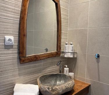 Branqueira House | Guesthouse Villa Made with Love