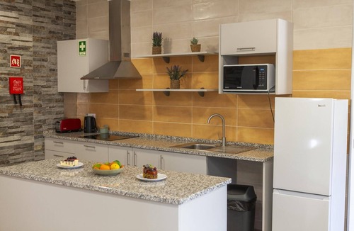 Silves House | HH 02 - Bedroom 2 in Olive Hills Guesthouse