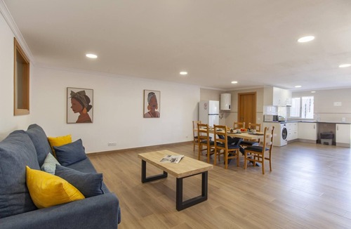 Silves Apartment | HH 06 - 2 Bed Apartment in Olive Hills Guesthouse