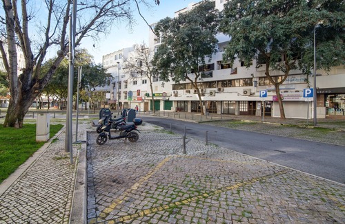 Calicos Apartment | Holiday Apartment ‘Avenida da Liberdade’ close to the Beach with Wi-Fi