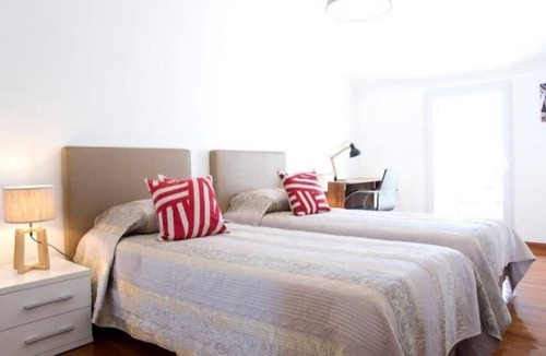 Sao Jorge de Arroios Apartment | Holiday apartment Lisbon for 1 - 10 persons with 4 bedrooms - Holiday apartment in one or multi-fami