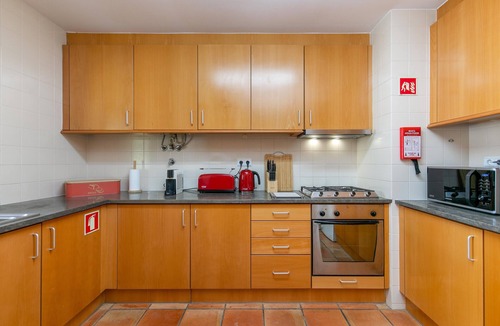 Albardeira Apartment | Holiday Apartment "Marina Park" with Private Terrace, Shared Pool & Wi-Fi
