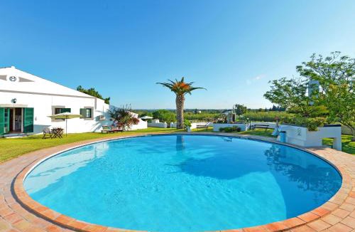 Moncarapacho e Fuseta House | Holiday Home Quinta da Murteira-2 by Interhome