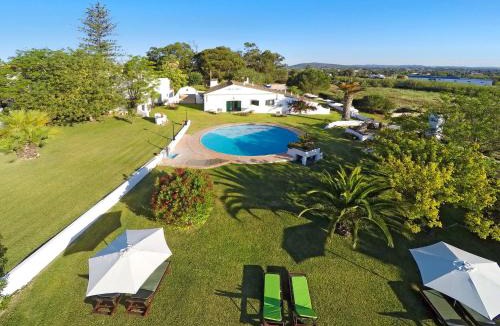 Moncarapacho e Fuseta House | Holiday Home Quinta da Murteira-2 by Interhome