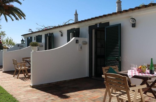 Moncarapacho e Fuseta House | Holiday Home Quinta da Murteira - FUZ107 by Interhome
