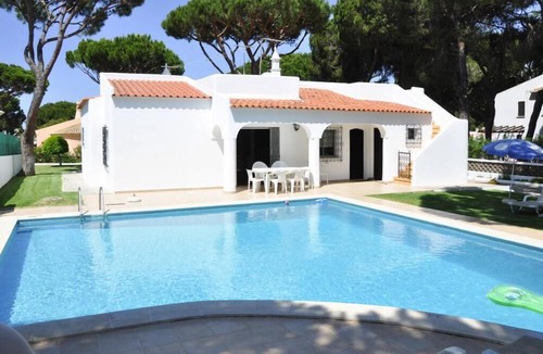 Quarteira House | holiday home, Vilamoura
