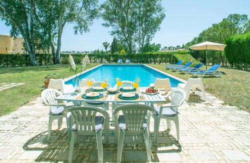 Penina House | Holiday Home Villa Golf by Interhome