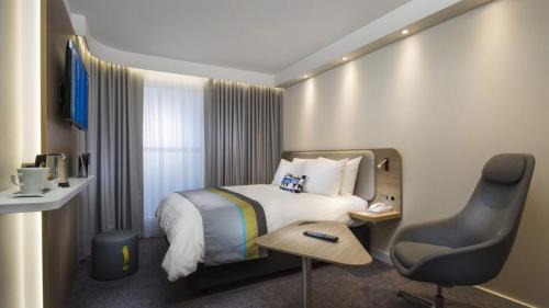 Portimao Hotel | Holiday Inn Express & Suites Portimao by IHG