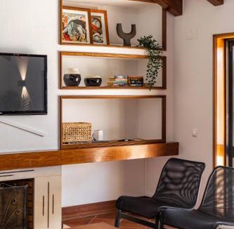 Quarteira Villa | Home Out Vila do Lince - 8 Ensuite, Heated Pool & Gym - Marina Vilamoura