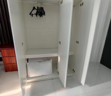 Lan Saka Bed & Breakfast | Home Valot Bed and Breakfast