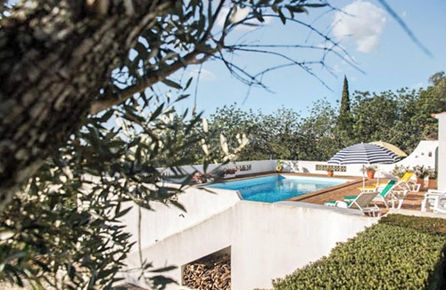 Quinta das Raposeiras House | Homerez - Charming House with Private Pool in Faro