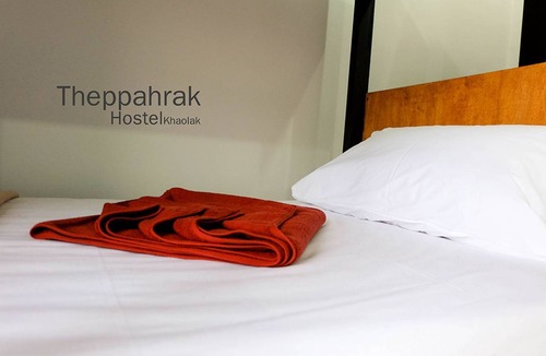 Khuekkhak Hostel | Hostel ∙ 8 guests