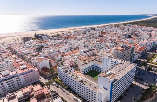 Vila Real Santo Antonio Hotel | Hotel Navegadores