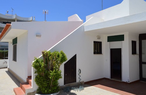 Manta Rota Villa | HOUSE A 250 METERS FROM THE BEACH, WITH GARAGE, TERRACE AND BARBECUE