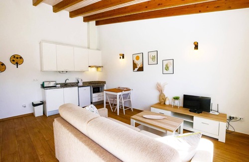 Alfarrobeira Apartment | I - Apartment 2 in St. Johns Countryside Getaway