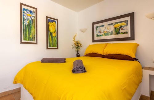 Silves Bed & Breakfast | Ideal for large groups! 4* B&B with 7 en suite rooms and all modern comfort