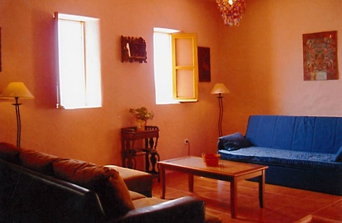 Silves House | In the heart of the orange trees of the Algarve between beach and countryside