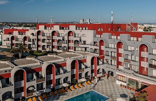 Areias de Sao Joao Hotel | Indulge in Home-Like Comfort! 2 Swimming Pool & Spa, Steps Away from Oura Beach!