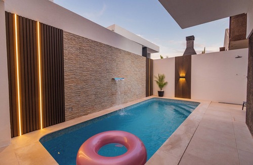 Seixal Villa | Jolika’s House Private Heated Pool EV charger