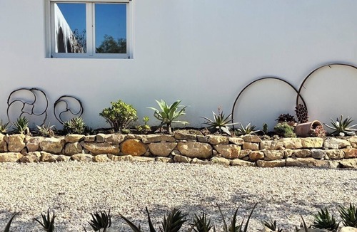 Moncarapacho e Fuseta Cottage | Joyous 2B Algarve Cottage w. Natural Pool & Gardens