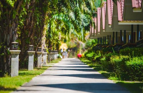 Thung Kha Ngok Resort | Katathong Golf Resort & Spa