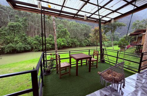 Khlong Sok Resort | Khao Sok River Canoe&Resort