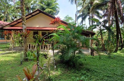 Khuk Khak Beach Resort | Lake View Bungalows