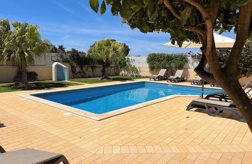 Branqueira Villa | Large 4 Bedroom Villa with BBQ Terrace, WIFI, Air Con, and Private Pool