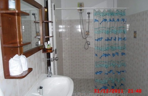 Khuekkhak Hotel | Loma Resort