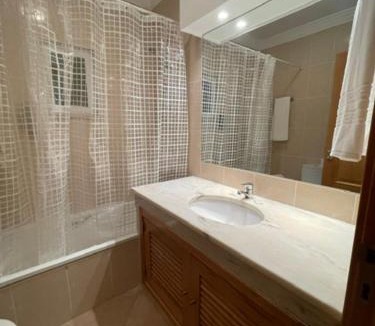 Alpouvar House | Lovely 2 Bedroom Home inside a Resort in Albufeira
